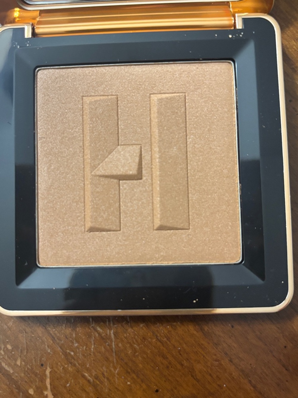 Haus Labs By Lady Gaga Velvet Bronzer Compact - Light Level 3